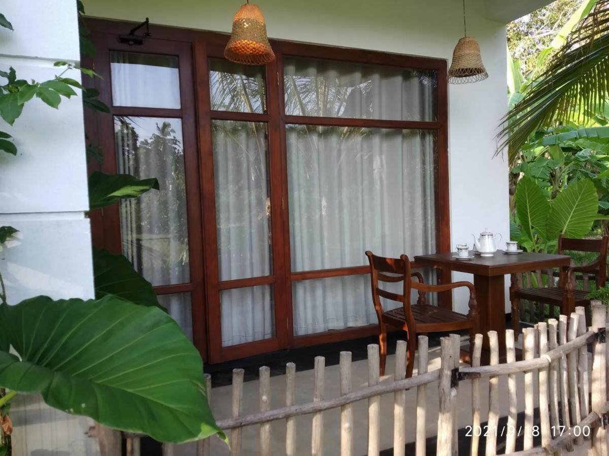 Guruwaththa Eco Lodge Hikkaduwa Exterior foto
