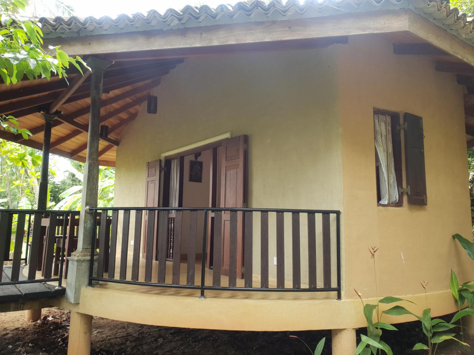Guruwaththa Eco Lodge Hikkaduwa Exterior foto