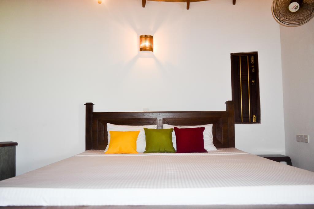 Guruwaththa Eco Lodge Hikkaduwa Exterior foto